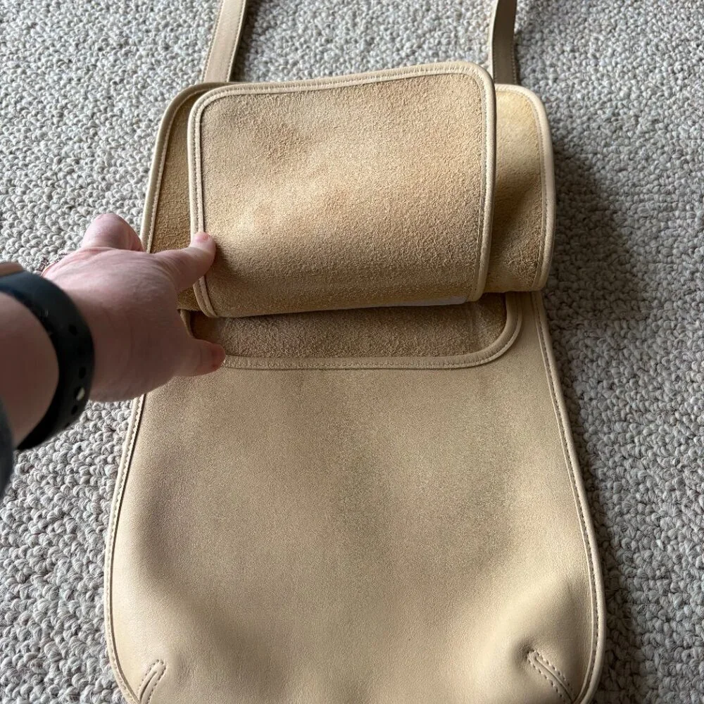 Vintage Coach 9135 Hippie Camel Leather Crossbody Y2K Preppy Classic